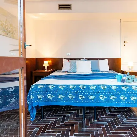 Villa Eden E Dependance Porto Azzurro