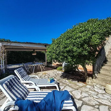 Vila Villa Eden E Dependance