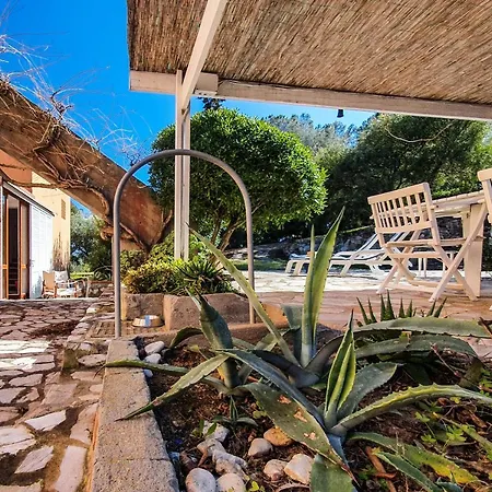 Vila Villa Eden E Dependance Porto Azzurro